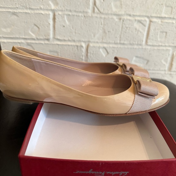 Salvador Ferragamo shoes. Gently used - Picture 3 of 7